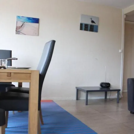Spacieux 8 Couchages, Proche Gare Et Centre Ville, La Rochelle - Fr-1-246-420 Appartement